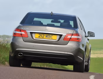 Mercedes-Benz E 220 CDI AMG Sports Package [UK-spec] (W212) '2009–12