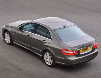 Mercedes-Benz E 220 CDI AMG Sports Package [UK-spec] (W212) '2009–12