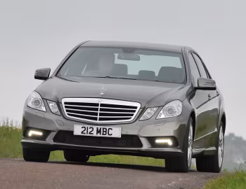 Mercedes-Benz E 220 CDI AMG Sports Package [UK-spec] (W212) '2009–12