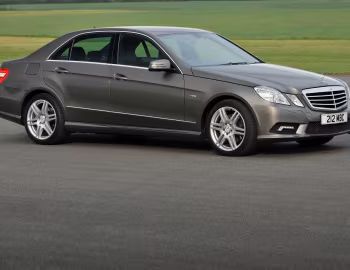 Mercedes-Benz E 220 CDI AMG Sports Package [UK-spec] (W212) '2009–12