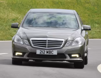 Mercedes-Benz E 220 CDI AMG Sports Package [UK-spec] (W212) '2009–12