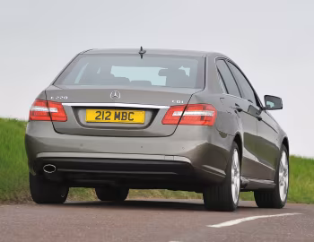 Mercedes-Benz E 220 CDI AMG Sports Package [UK-spec] (W212) '2009–12