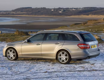 Mercedes-Benz E 250 CDI AMG Sports Package Estate [UK-spec] (S212) '2009–12