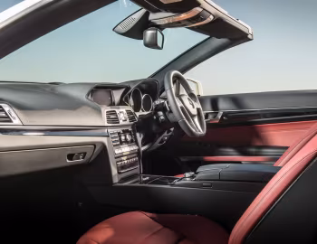 Interior Mercedes-Benz E 350 BlueTec Cabrio AMG Sports Package [UK-spec] (A207) '2013–16