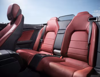 Interior Mercedes-Benz E 350 BlueTec Cabrio AMG Sports Package [UK-spec] (A207) '2013–16