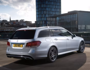 Mercedes-Benz E 350 BlueTec AMG Sports Package Estate [UK-spec] (S212) '2013–16