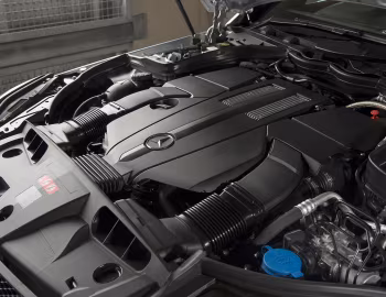 Sob o capô Mercedes-Benz E 400 Coupe AMG Sports Package [UK-spec] (C207) '2013–16