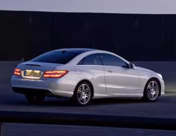 Mercedes-Benz E 500 Coupe AMG Sports Package [Worldwide] (C207) '2009–12