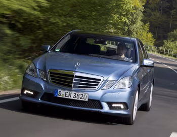 Mercedes-Benz E 500 AMG Sports Package (W212) '2009–12