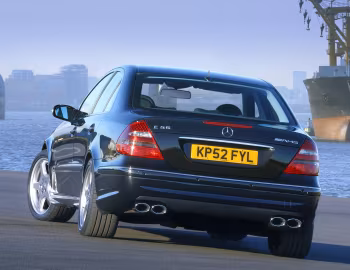 Mercedes-Benz E 55 AMG [UK-spec] (W211) '2002–06