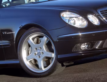 Mercedes-Benz E 55 AMG [UK-spec] (W211) '2002–06