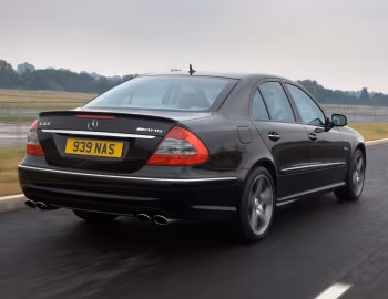Mercedes-Benz E 63 AMG [UK-spec] (W211) '2007–09