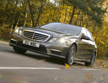 Mercedes-Benz E 63 AMG [UK-spec] (W212) '2009–11