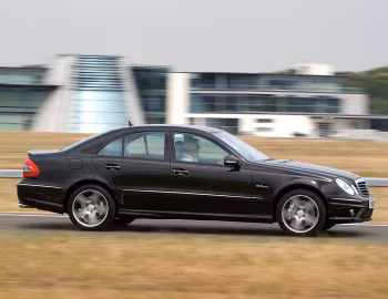 Mercedes-Benz E 63 AMG [UK-spec] (W211) '2007–09