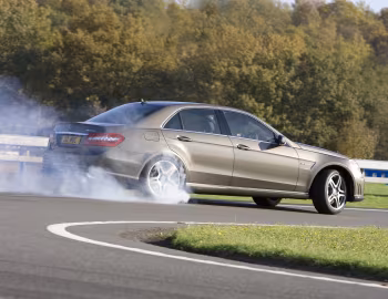 Mercedes-Benz E 63 AMG [UK-spec] (W212) '2009–11