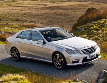 Mercedes-Benz E 63 AMG [UK-spec] (W212) '2012–13