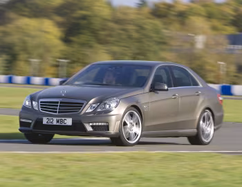 Mercedes-Benz E 63 AMG [UK-spec] (W212) '2009–11