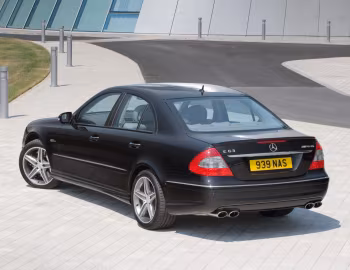 Mercedes-Benz E 63 AMG [UK-spec] (W211) '2007–09