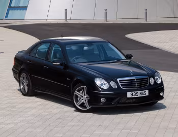 Mercedes-Benz E 63 AMG [UK-spec] (W211) '2007–09