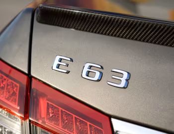 Mercedes-Benz E 63 AMG [UK-spec] (W212) '2009–11