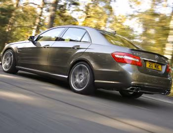 Mercedes-Benz E 63 AMG [UK-spec] (W212) '2009–11