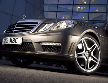Mercedes-Benz E 63 AMG [UK-spec] (W212) '2009–11