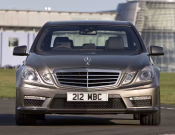 Mercedes-Benz E 63 AMG [UK-spec] (W212) '2009–11