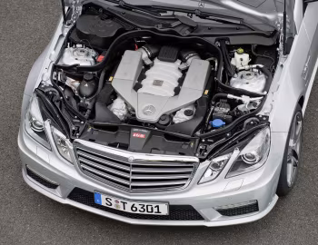 Bajo el capó Mercedes-Benz E 63 AMG Estate [Worldwide] (S212) '2009–11