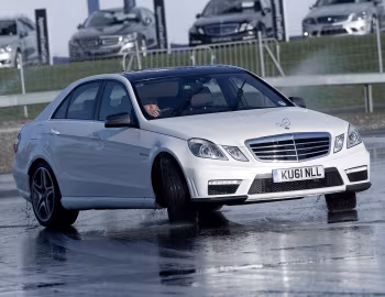 Mercedes-Benz E 63 AMG [UK-spec] (W212) '2009–11