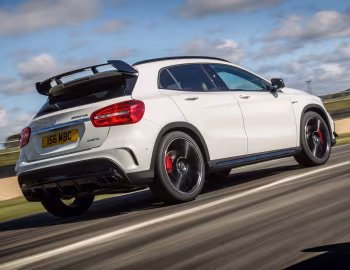 Mercedes-Benz GLA 45 AMG 4MATIC Aerodynamics Package [UK-spec] (X156) '2014–17