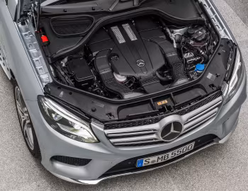 Sob o capô Mercedes-Benz GLE 500 e 4MATIC AMG Line [Worldwide] (W166) '2015–18