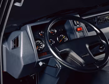 Panel frontal Mercedes-Benz MB 100 D AMG (Br.631) '1988