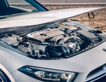 Bajo el capó Mercedes-AMG A 35 4MATIC Aerodynamic Package [Australia] (W177) '2019–22