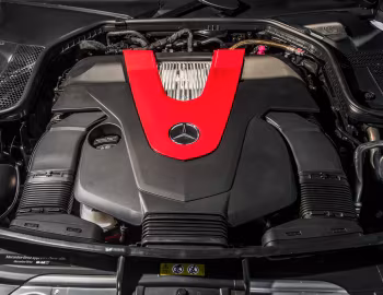 Bajo el capó 2017–18 Mercedes-AMG C 43 4MATIC [North America] (W205) '2016–18