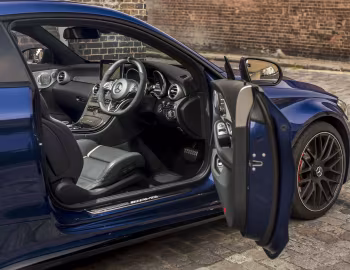 Interior Mercedes-AMG C 63 S Coupé [UK-spec] (C205) '2016–18