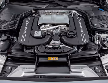 Bajo el capó Mercedes-AMG C 63 S Estate [Worldwide] (S205) '2018–21