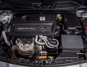 Bajo el capó 2017–19 Mercedes-AMG CLA 45 4MATIC [North America] (C117) '2016–19