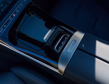 Intérieur Mercedes-AMG CLE 53 4MATIC+ Cabriolet [UK-spec] (A236) '2025–pr.