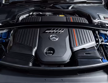 Sob o capô Mercedes-AMG CLE 53 4MATIC+ Coupé [Australia] (C236) '2025–pr.