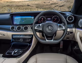 Panel frontal Mercedes-AMG E 43 4MATIC [UK-spec] (W213) '2016–20