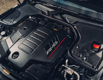 Bajo el capó Mercedes-AMG E 53 4MATIC+ [UK-spec] (W213) '2018–20