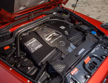 Bajo el capó 2019–24 Mercedes-AMG G 63 [North America] (Br.463) '2018–24