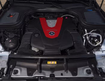 Bajo el capó 2020–22 Mercedes-AMG GLC 43 4MATIC [North America] (X253) '2019–22