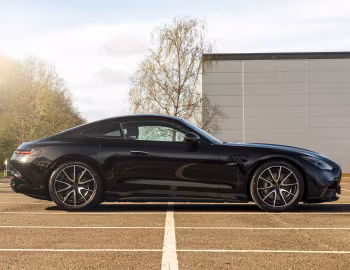 Mercedes-AMG GT 43 [UK-spec] (C192) '2024–pr.