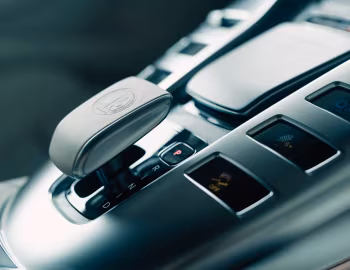 Інтер'єр Mercedes-AMG GT 53 4MATIC+ 4-Door Coupé V8 Styling Package [Japan] (X290) '2022–23