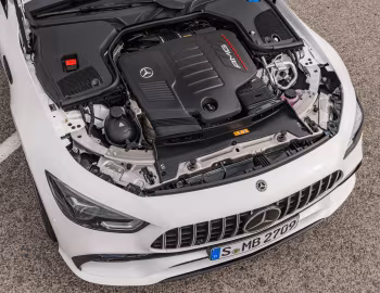 Bajo el capó Mercedes-AMG GT 53 4MATIC+ 4-Door Coupé [Worldwide] (X290) '2018–21