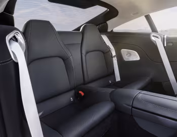 Інтер'єр Mercedes-AMG GT 63 4MATIC+ Aerodynamic Package [Worldwide] (C192) '2023–н.ч.