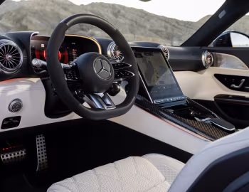 Інтер'єр 2024–н.ч. Mercedes-AMG GT 63 4MATIC+ [North America] (C192) '2024–н.ч.