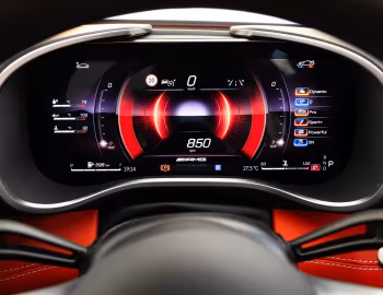 Painel Mercedes-AMG GT 63 4MATIC+ Aerodynamic Package [Australia] (C192) '2025–pr.