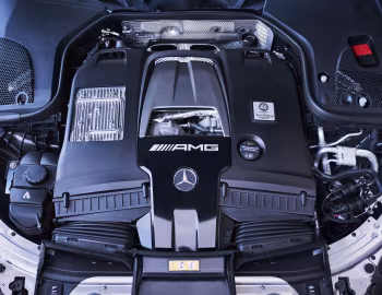 Bajo el capó Mercedes-AMG GT 63 S 4MATIC+ 4-Door Coupé [UK-spec] (X290) '2018–22